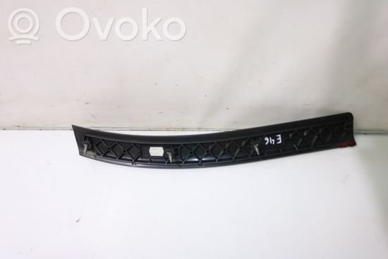 BMW 3 E46 Dashboard glove box trim