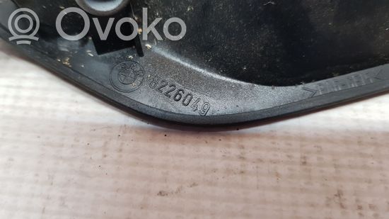 BMW 5 E39 Front door interior handle 8226049