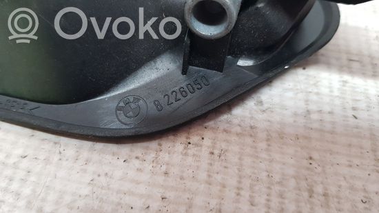 BMW 5 E39 Front door interior handle 8226050