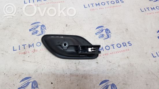 BMW 5 E39 Front door interior handle 7032925