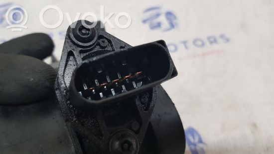 BMW X5 E53 Mass air flow meter 7787076