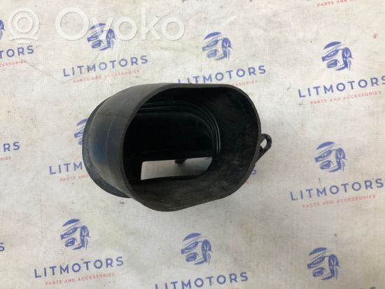 BMW 5 E60 E61 Air intake hose/pipe 18407571467