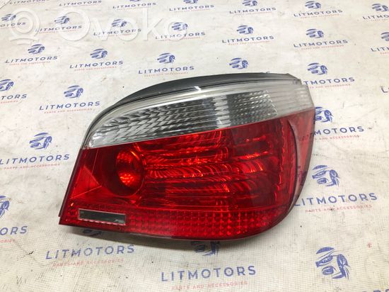 BMW 5 E60 E61 Rear/tail lights 6810768