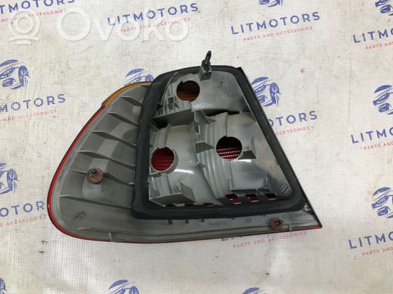 BMW 3 E46 Rear/tail lights 8364922