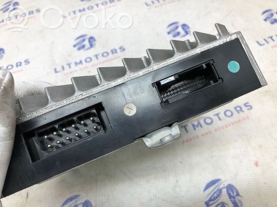 BMW 5 E39 Sound amplifier 8362174
