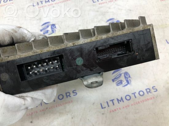 BMW 7 E38 Sound amplifier 8361785