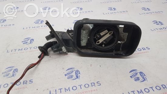 BMW 5 E39 Front door electric wing mirror 31026