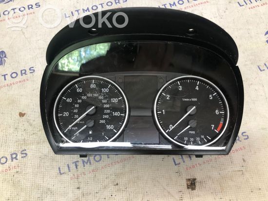 BMW X1 E84 Speedometer (instrument cluster)