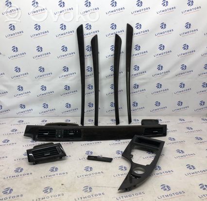 BMW 5 E60 E61 Door card panel trim set