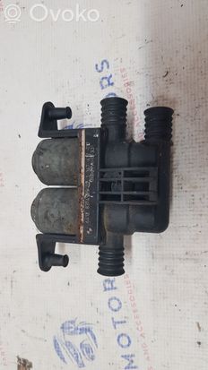 BMW 5 E39 Coolant heater control valve 8374995