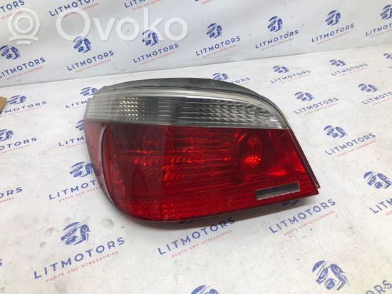 BMW 5 E60 E61 Rear/tail lights 6923305