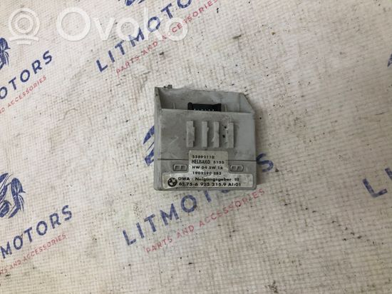 BMW 5 E39 Yaw turn rate sensor 6923215