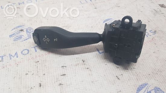 BMW 5 E39 Indicator stalk 8363668