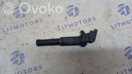 BMW 3 E46 High voltage ignition coil 12137551260