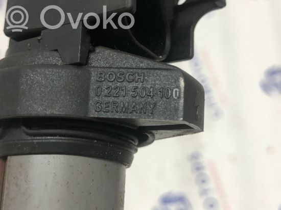 BMW 5 E39 High voltage ignition coil 0221504100