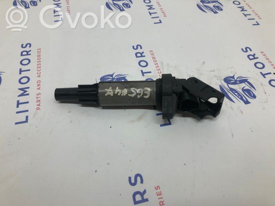 BMW 7 E38 High voltage ignition coil 0221504100