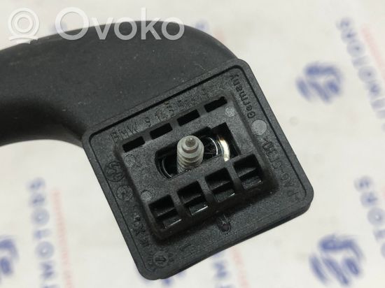 BMW 3 E90 E91 Front interior roof grab handle 9143516