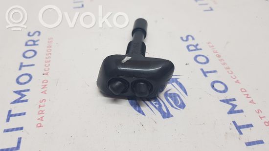 BMW 7 E38 Windshield washer spray nozzle 8370559