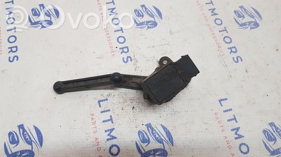BMW 5 E39 Front height sensor lever 1093698