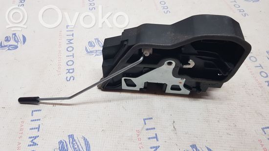 BMW 5 E60 E61 Rear door lock 7202147