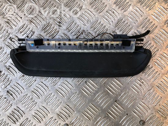 BMW 5 E60 E61 Third/center stoplight 6927017