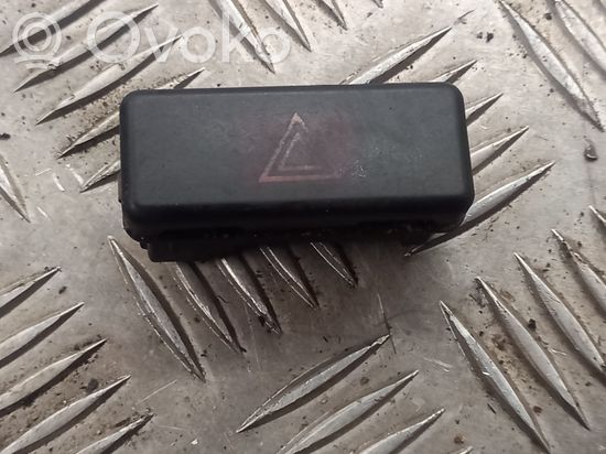 BMW 7 E38 Hazard light switch 8250947