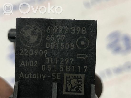 BMW 5 E60 E61 Airbag deployment crash/impact sensor 6977398
