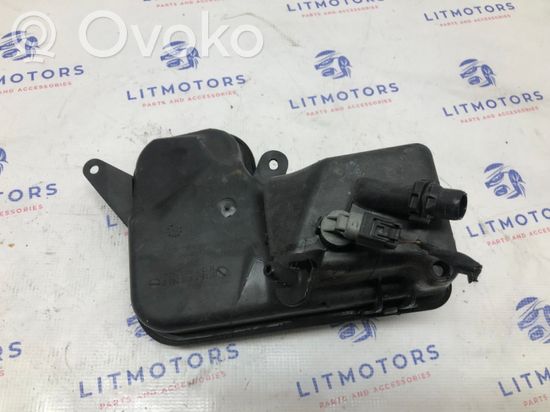 BMW 5 E60 E61 Coolant expansion tank/reservoir 7800293