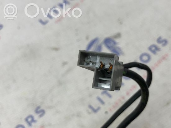 BMW 3 E90 E91 Front seatbelt buckle 9119542