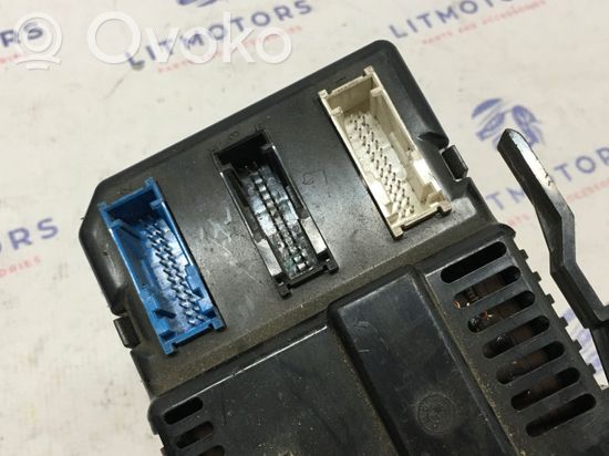 BMW 5 E34 Other control units/modules 8390134