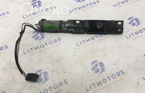 BMW 7 E38 Central locking motor 8352202