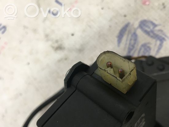 BMW 5 E39 Tailgate/trunk/boot lock/catch/latch 8238469