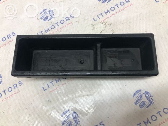 BMW 3 E46 Glove box 7014753