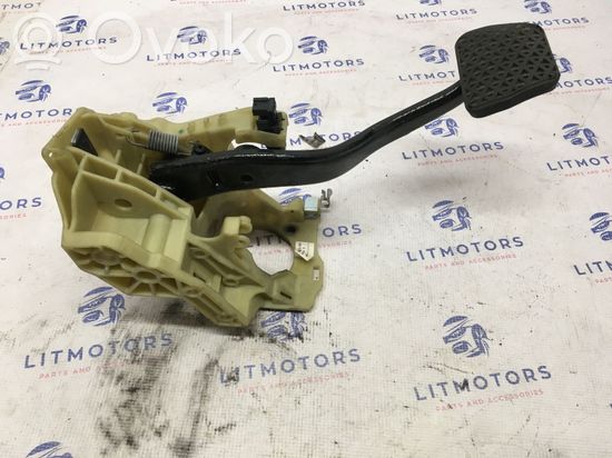 BMW 5 E60 E61 Brake pedal 6769221