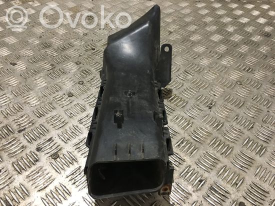 BMW 3 E90 E91 Air intake duct part 51747121569