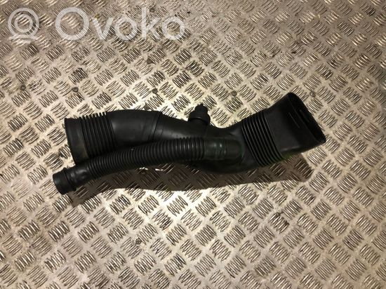 BMW 5 E39 Intercooler hose/pipe 2247909
