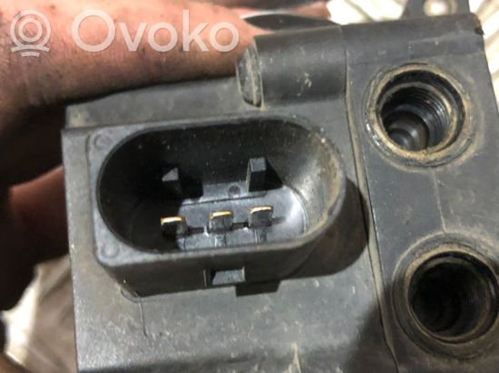 BMW X5 E53 Valve 4725525660