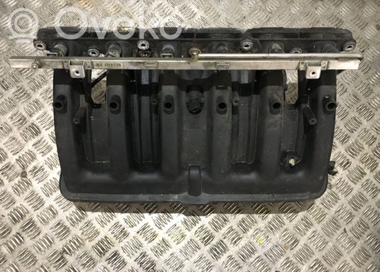 BMW 5 E60 E61 Intake manifold 7523290