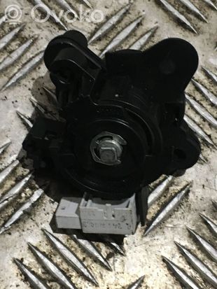 BMW 5 E60 E61 Tailgate exterior lock 2410889