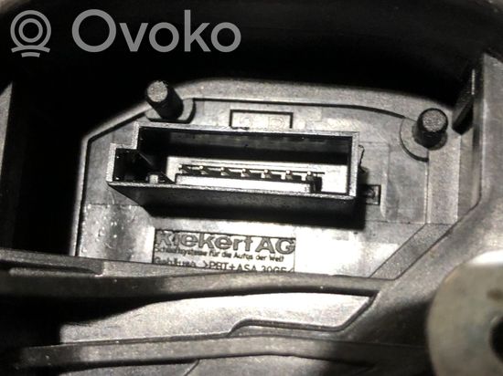 BMW X3 E83 Rear door lock 7169070