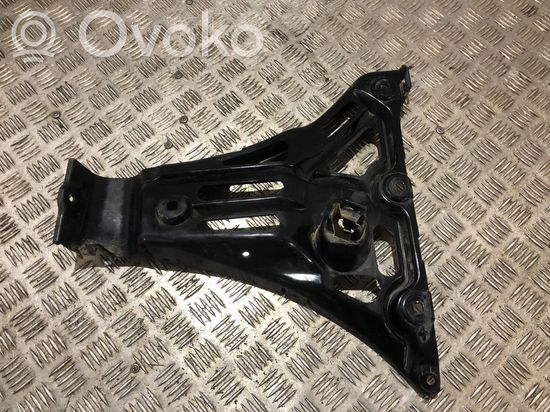 BMW 5 E60 E61 Rear bumper mounting bracket 7060795