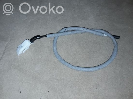 BMW X6 E71 E72 Front door cable line 7137079