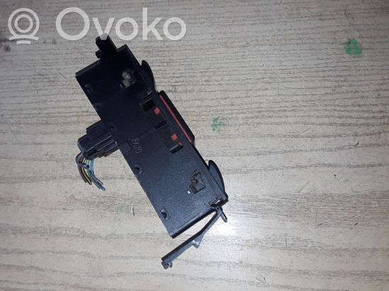 BMW 3 E46 Electric window control switch 61318381518