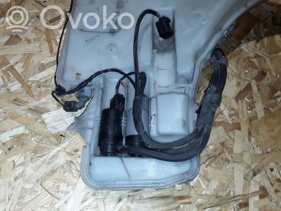 BMW 1 E81 E87 Windshield washer fluid reservoir/tank 706899616
