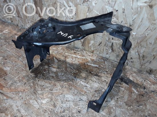 Mercedes-Benz E W211 Headlight/headlamp mounting bracket