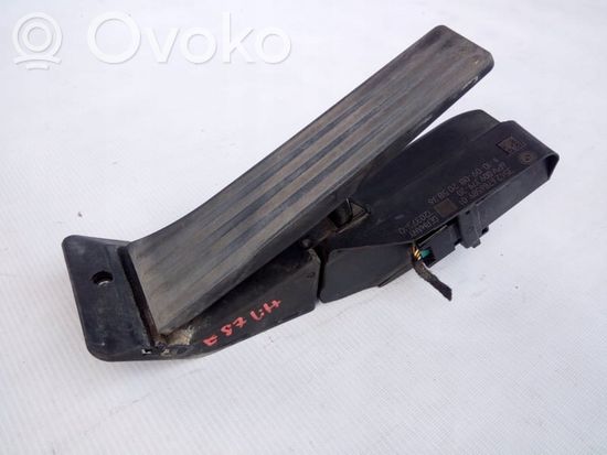 BMW 1 E81 E87 Accelerator throttle pedal 6786589