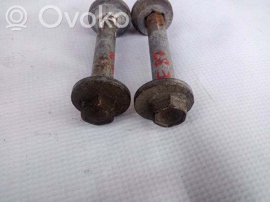 BMW 1 E81 E87 Nuts/bolts