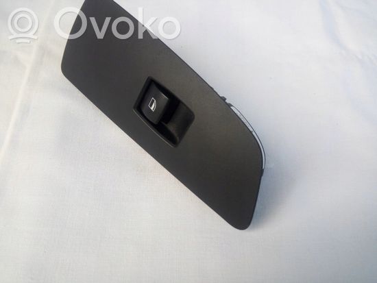BMW 1 E81 E87 Electric window control switch 6970242