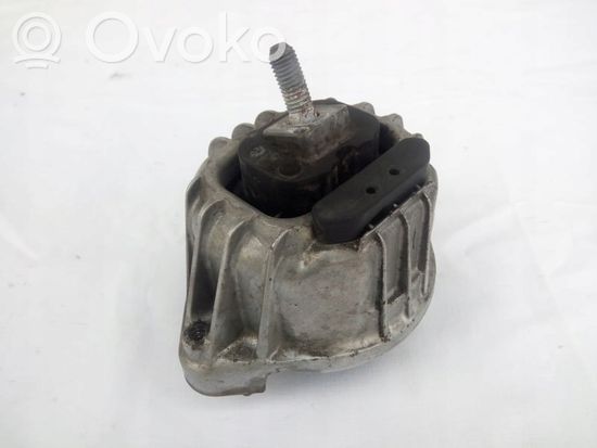 BMW 1 E81 E87 Engine mount bracket 13981112