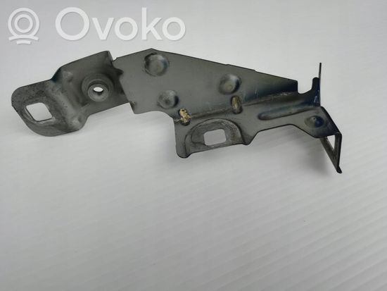 BMW 1 E81 E87 Fender mounting bracket